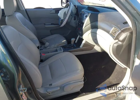 2013 Subaru Forester 2.5X из США, поврежденный, VIN JF2SHABC2DH425498